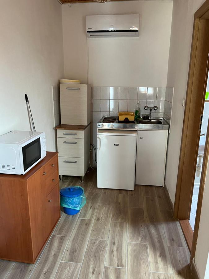 Ferienwohnung Csikos Apartman Gyenesdiás Exterior foto