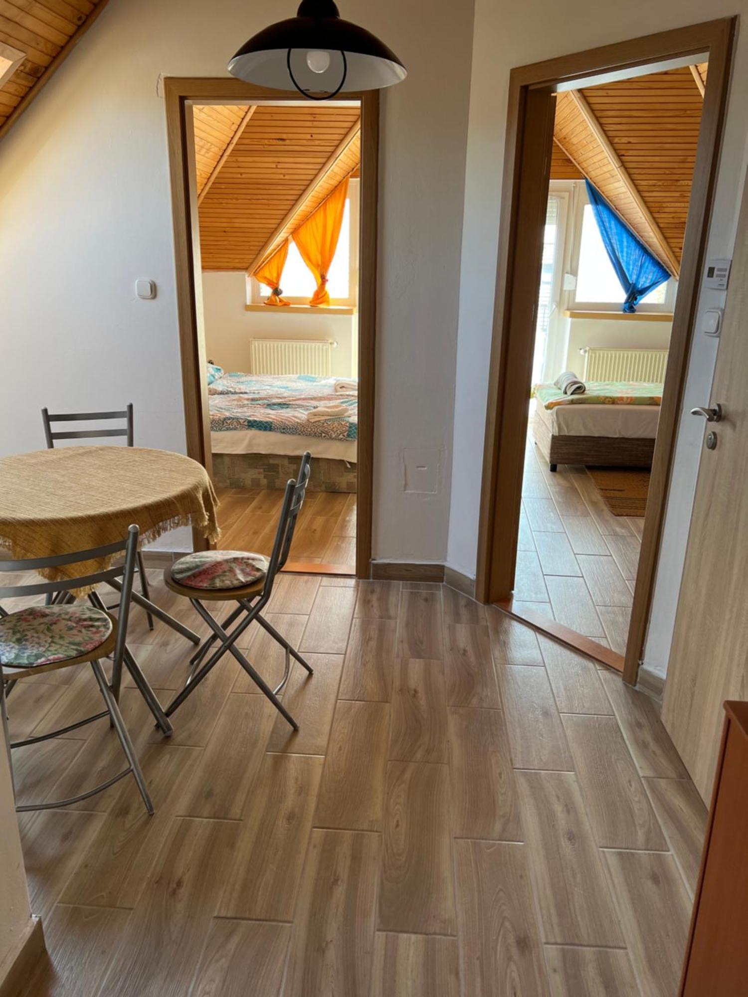 Ferienwohnung Csikos Apartman Gyenesdiás Exterior foto